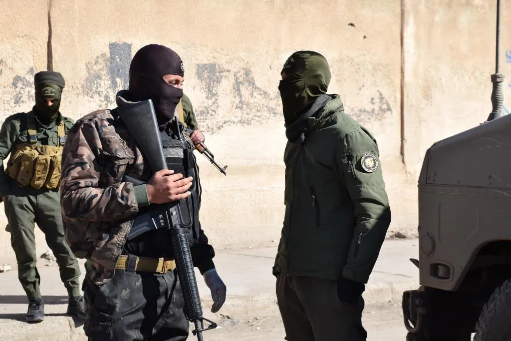 Operasyonên ewlehiyê li Hesekê berdewam in