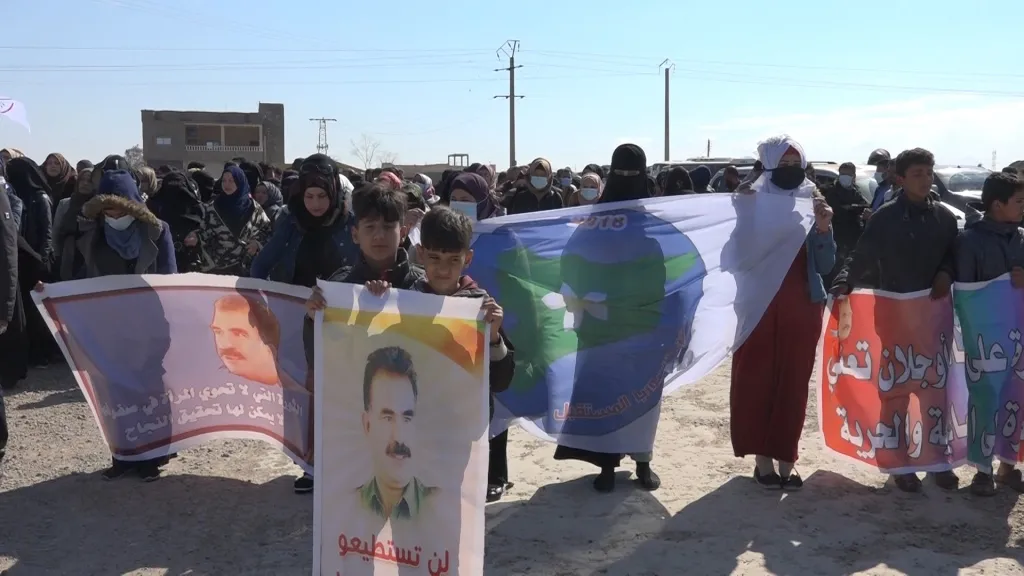 ​​​​​​​Li Dêrazor û Tebqayê banga rizgarkirina fîzîkî ya rêber Ocalan hate kirin