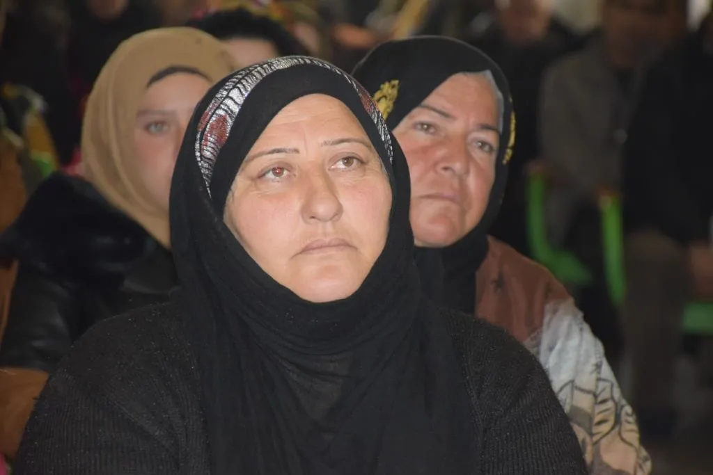 Şêniyên Bakur û Rojhilatê Sûriyê ji bo şermezarkirina komployê daketin qadan