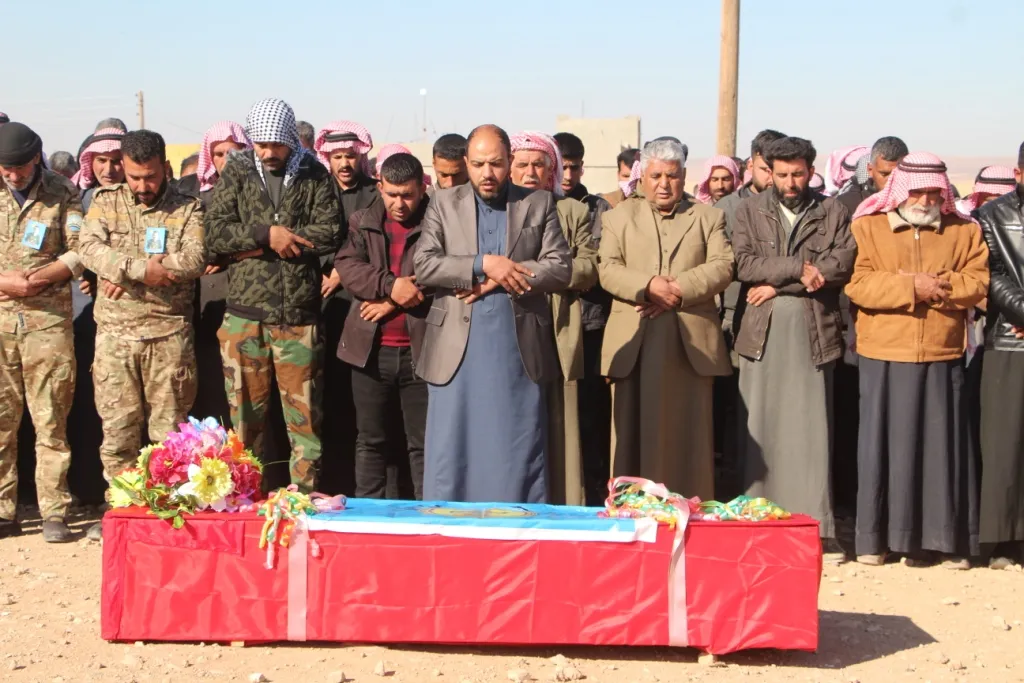 Cenazeyê şehîd Îd El-Ehmed li Sirînê hat veşartin