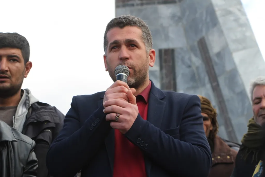 Şehîdê Pêngava Gurzê Gelan Mistefa Elo bi merasîmekê hate veşartin