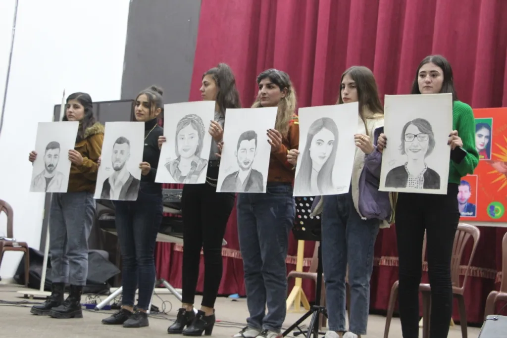 Li Kobanê ciwanên şoreşger ên şehîd hatin bibîranîn