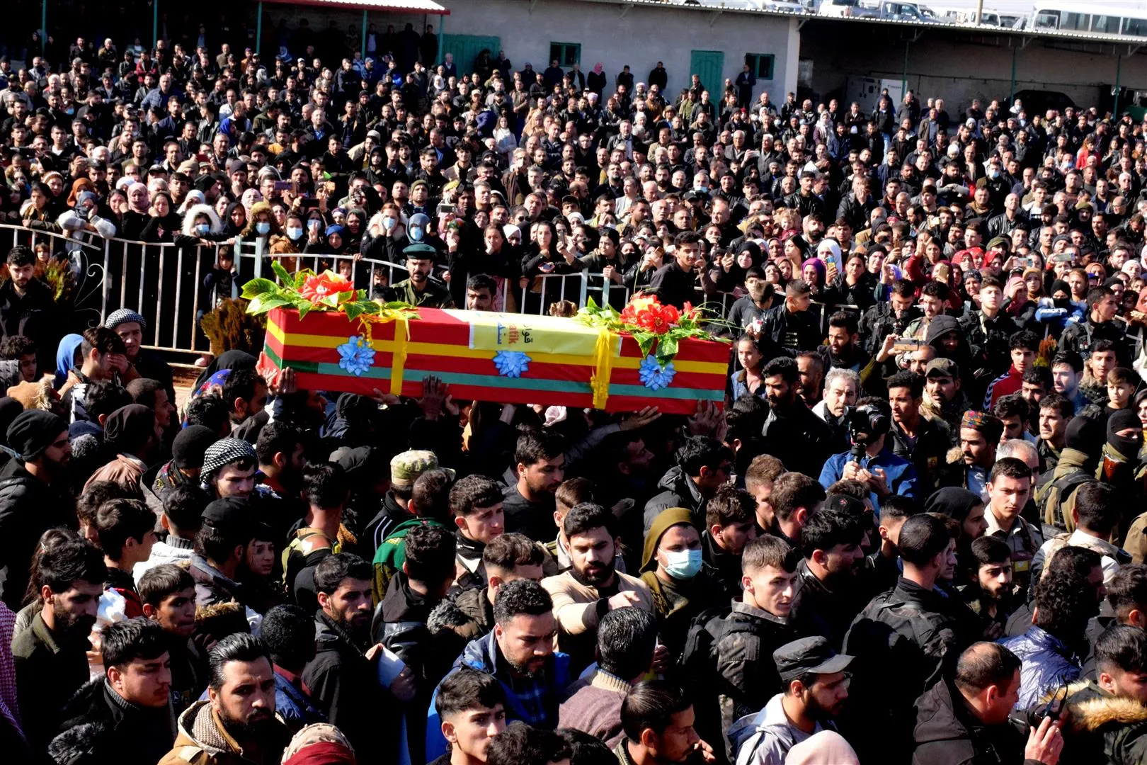 Li Dêrikê bi hezeran şehîdên Pêngava Gurzê Gelan oxir kirin