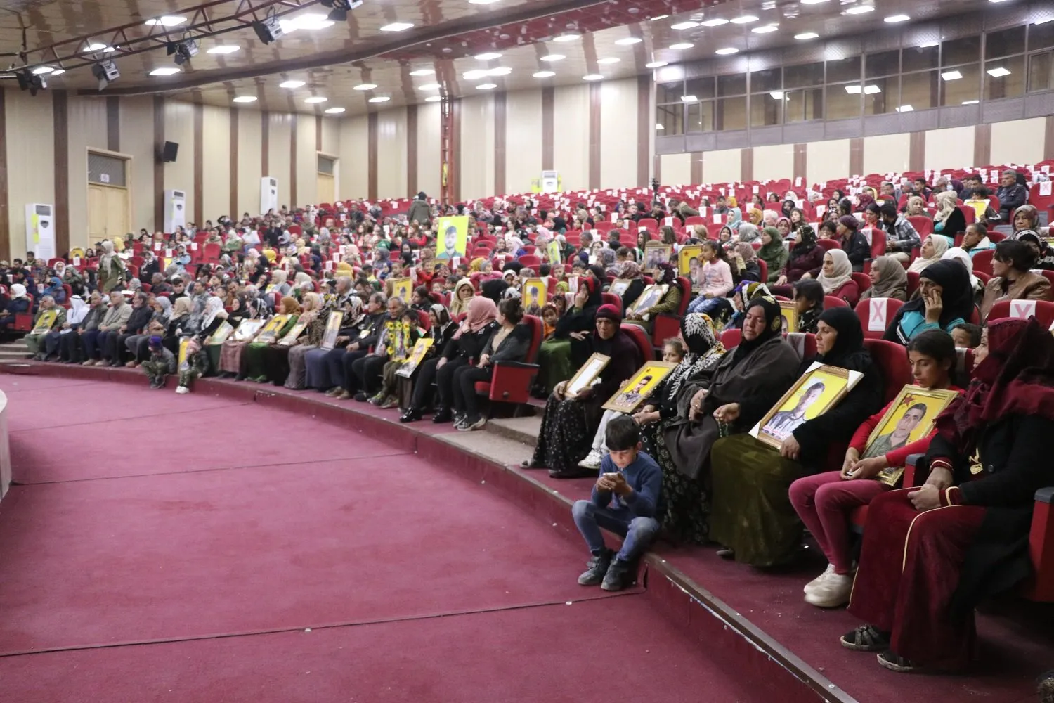 Li Hesekê şehîd hatin bibîranîn