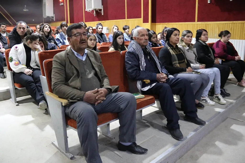 Bi çalakiyên cûda banga azadiya fîzîkî ya rêber Ocalan hate kirin