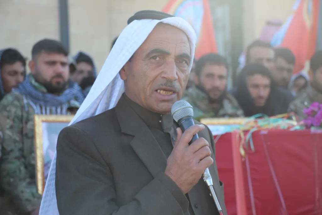 ​​​​​​​Cenazeyê şehîd El-Himêdî li Minbicê hat veşartin