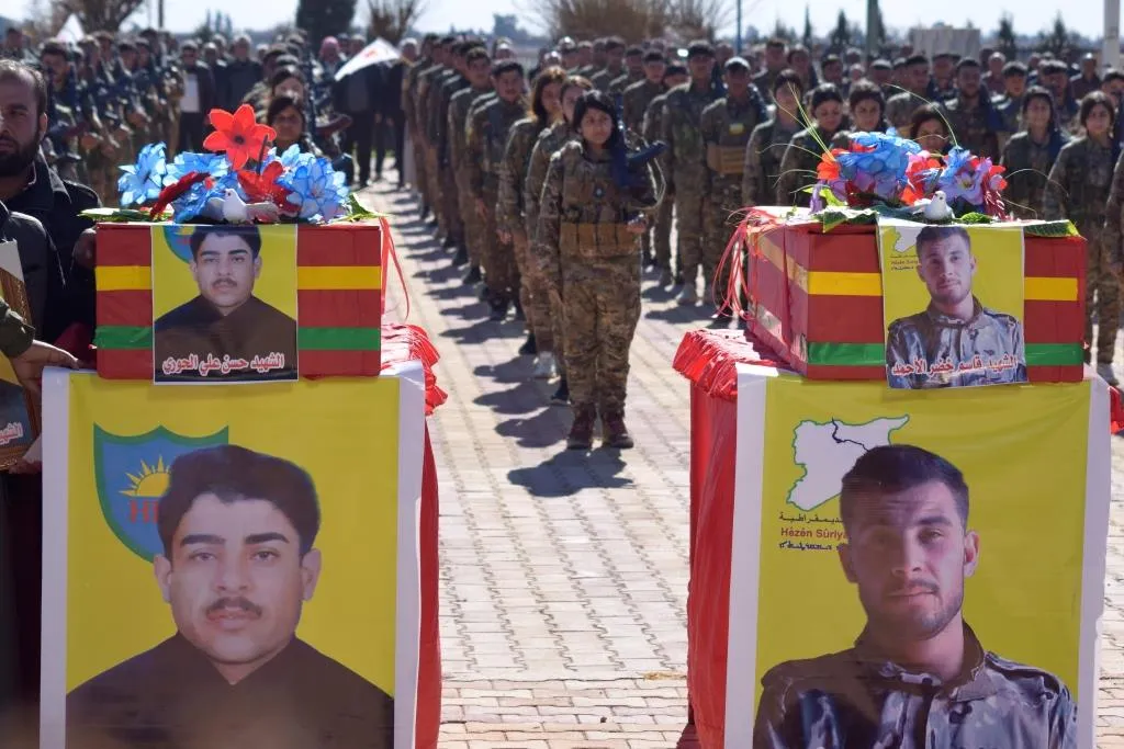 Şêniyên Hesekê 4 şehîdên xwe oxir kirin