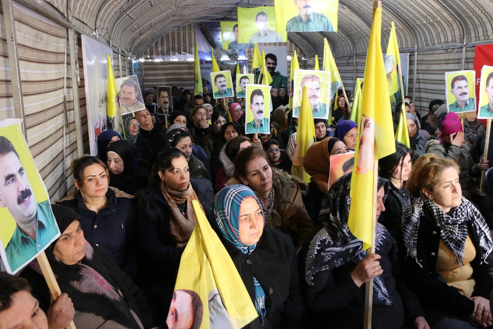 Li Şêxmeqsûdê ji bo azadiya rêber Ocalan çalakiya kon