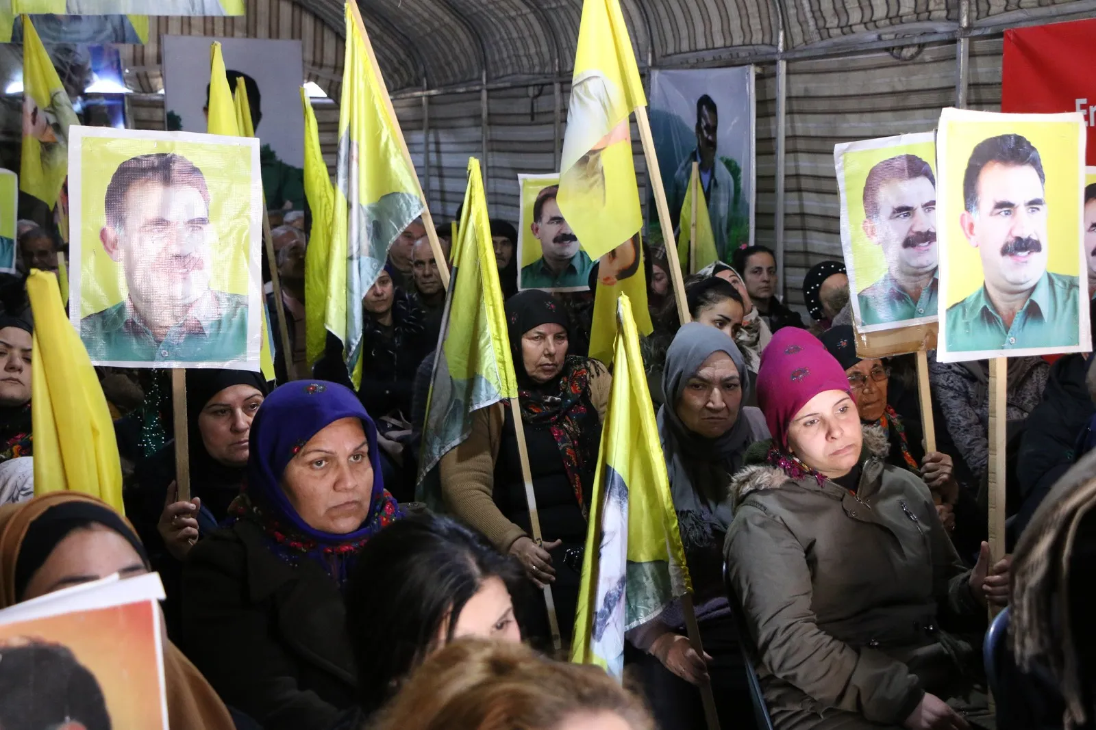 Li Şêxmeqsûdê ji bo azadiya rêber Ocalan çalakiya kon