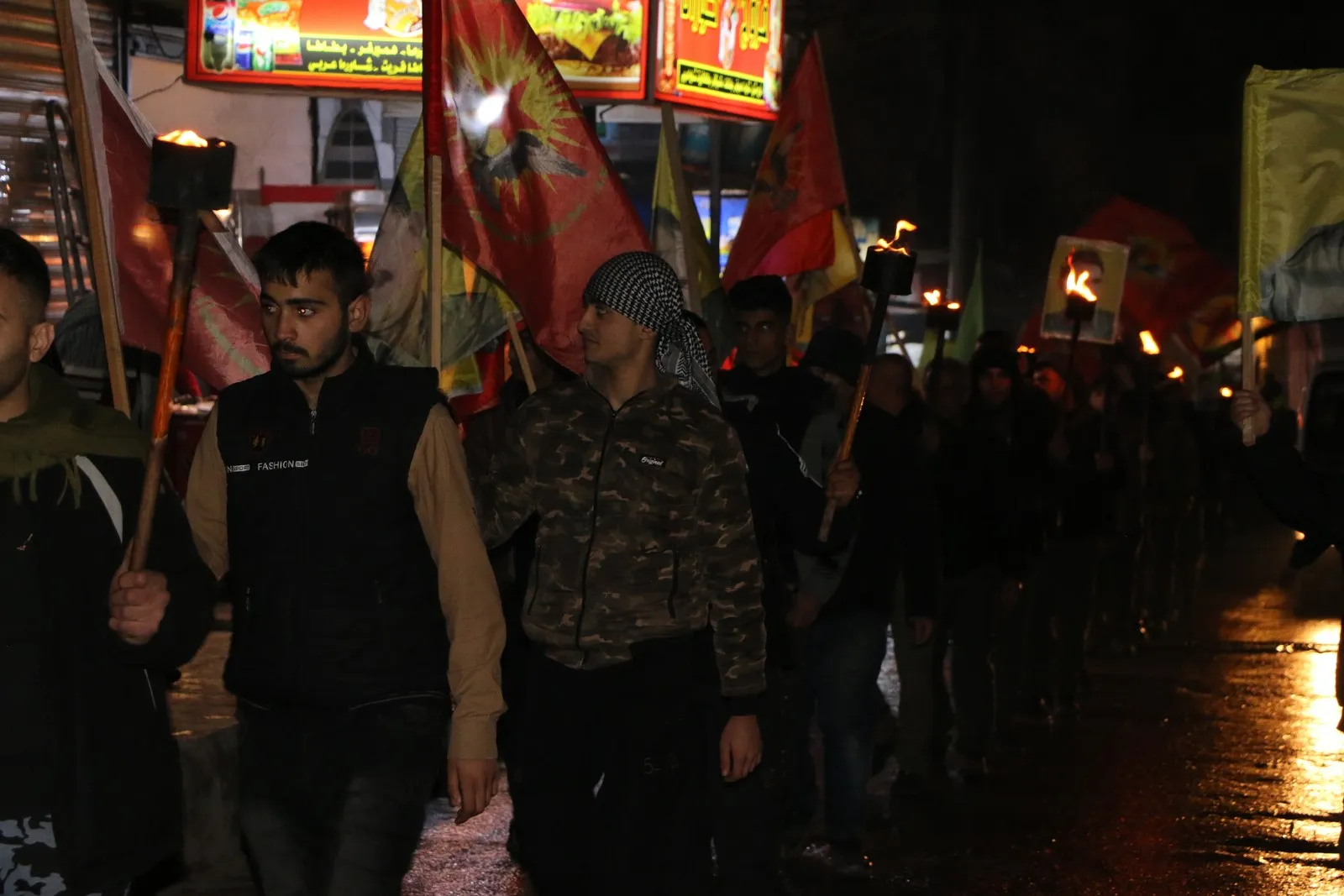Li Helebê li dijî komploya 15`ê meşa bi meşaleyan