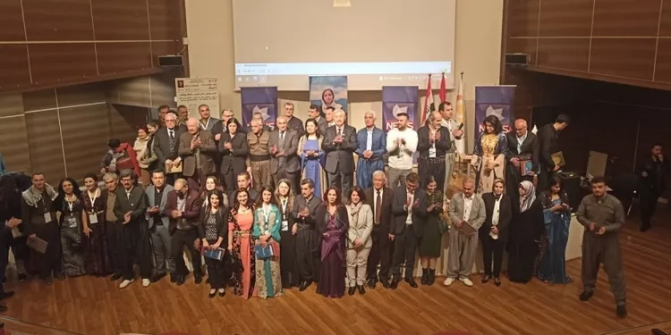 Komxebata navneteweyî ya zimanê kurdî bi dawî bû