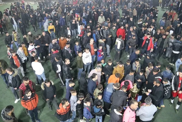 ​​​​​​​Turnuvaya fotbolê ya Dêrikê bi serketina tîma Qesir Dîb bi dawî bû
