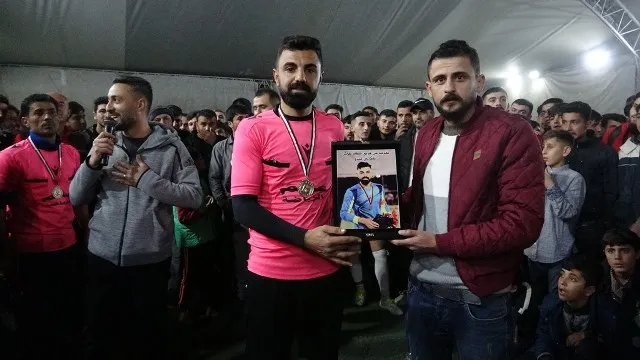 ​​​​​​​Turnuvaya fotbolê ya Dêrikê bi serketina tîma Qesir Dîb bi dawî bû
