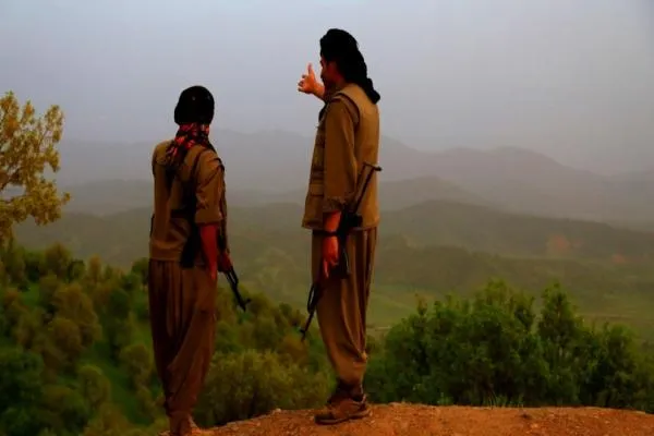 Welatparêzên Kobanê: PKK`ê ji bo xak û rûmetê gelan têdikoşe