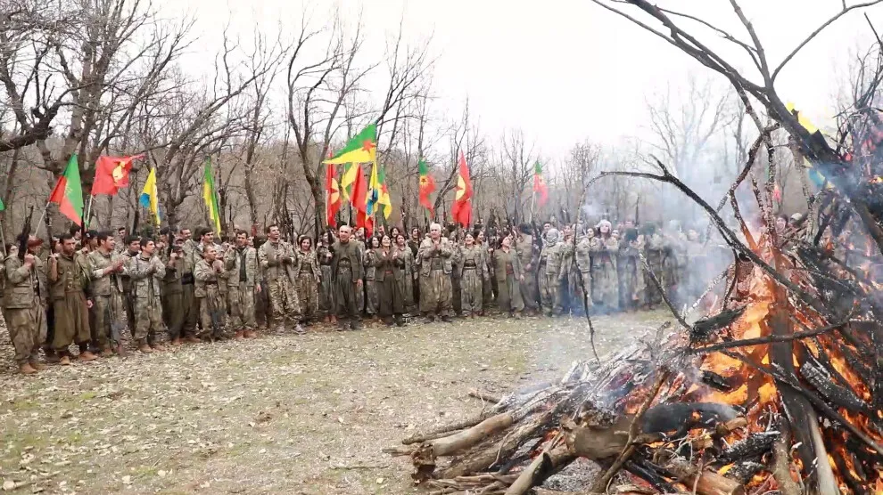 ​​​​​​​Gerîlayên azadiyê bi coş Newrozê pîroz dikin