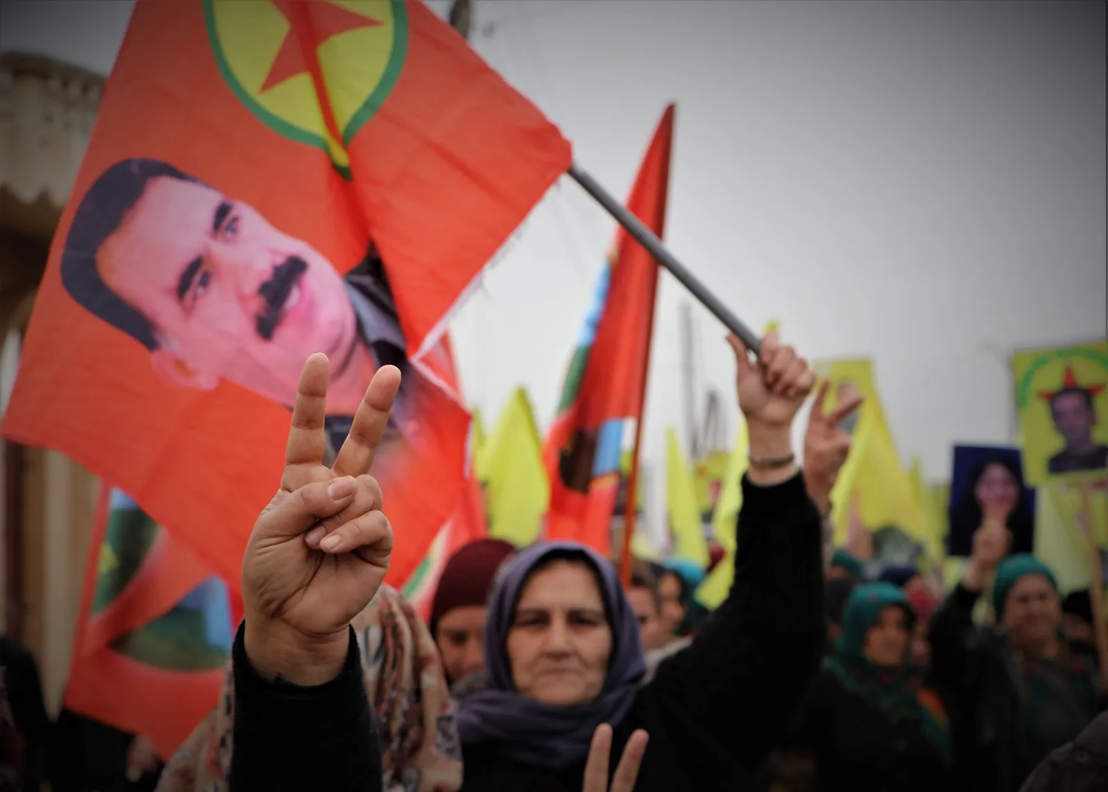 Malbatên şehîdan banga derxistina PKK ji ''lîsteya terorê'' kirin