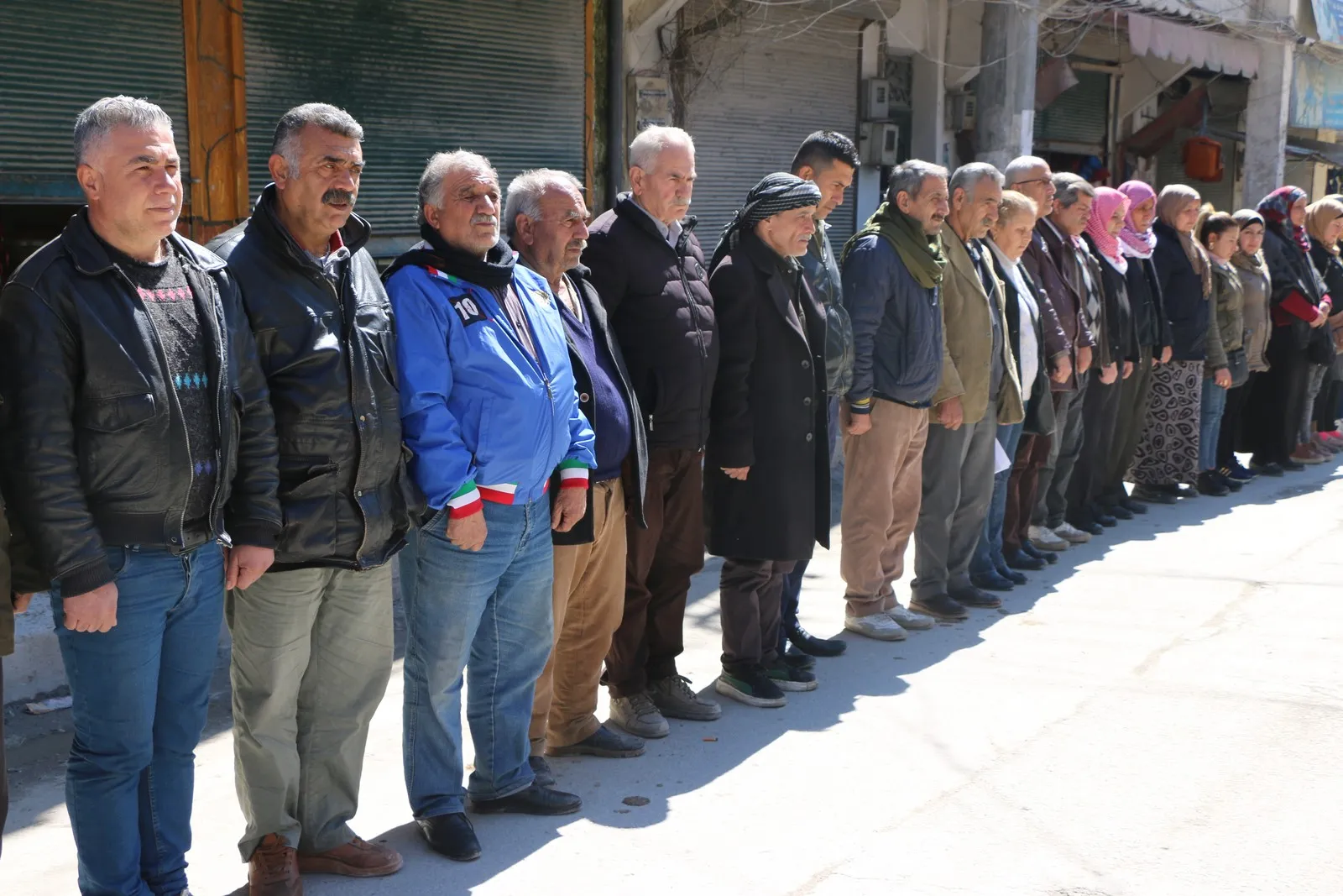 ​​​​​​​Şêniyên Bakur û Rojhilatê Sûriyê û Helebê komkujiya Helebçeyê bi bîr anîn