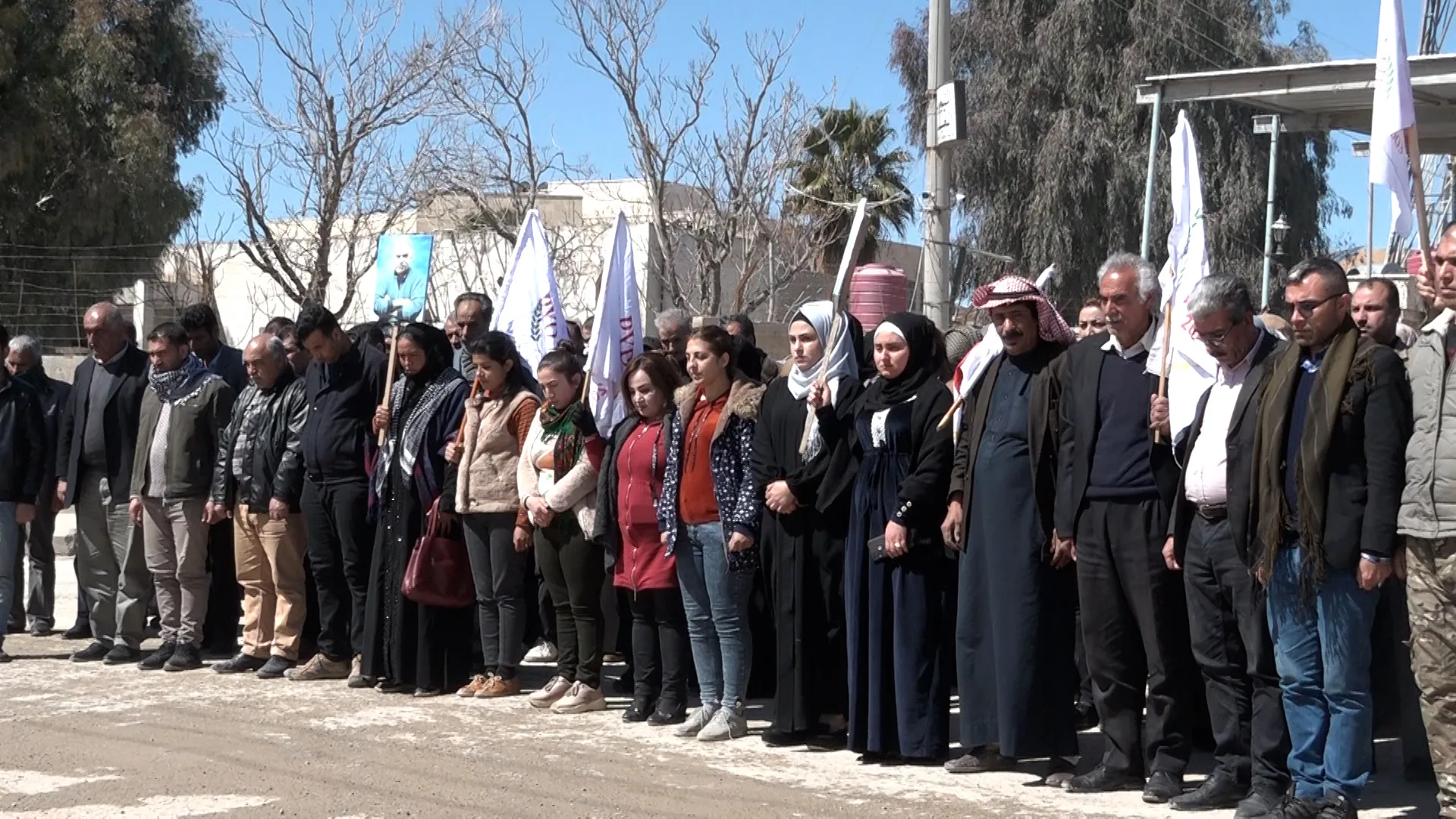 ​​​​​​​Şêniyên Bakur û Rojhilatê Sûriyê û Helebê komkujiya Helebçeyê bi bîr anîn