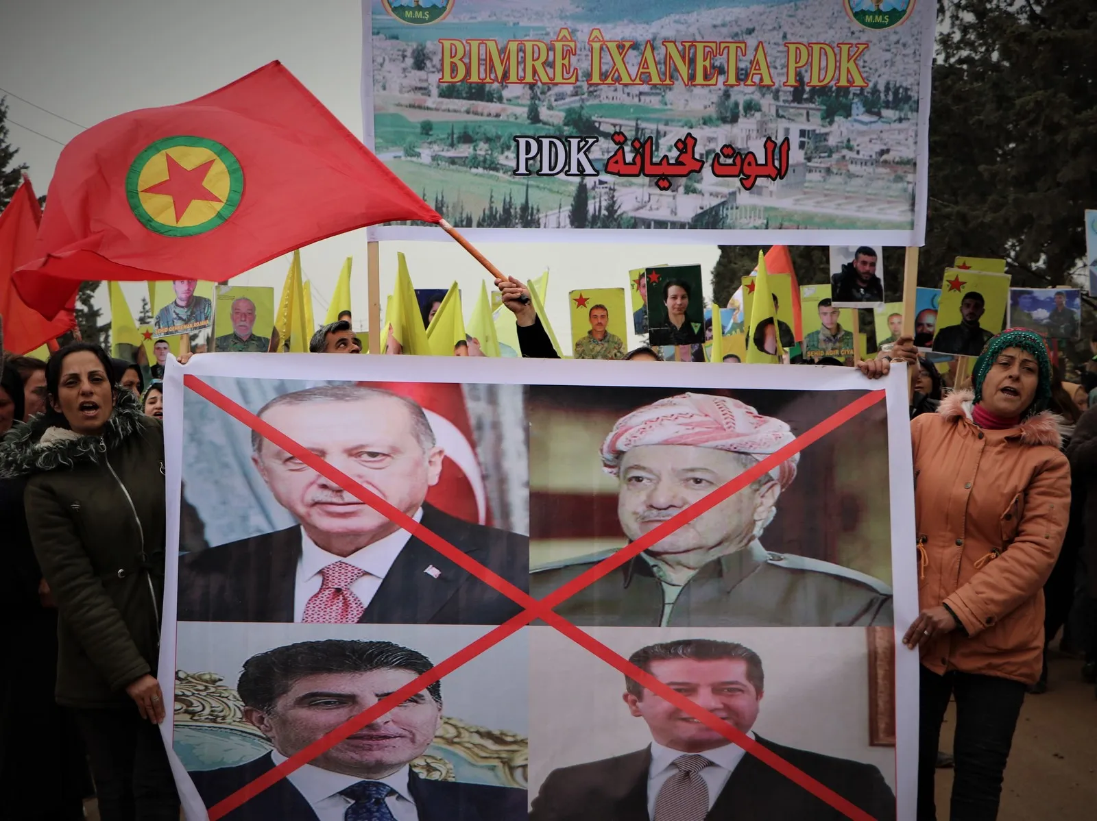 Meclisa Malbatên Şehîdan li Şehbayê meşek li dar xist