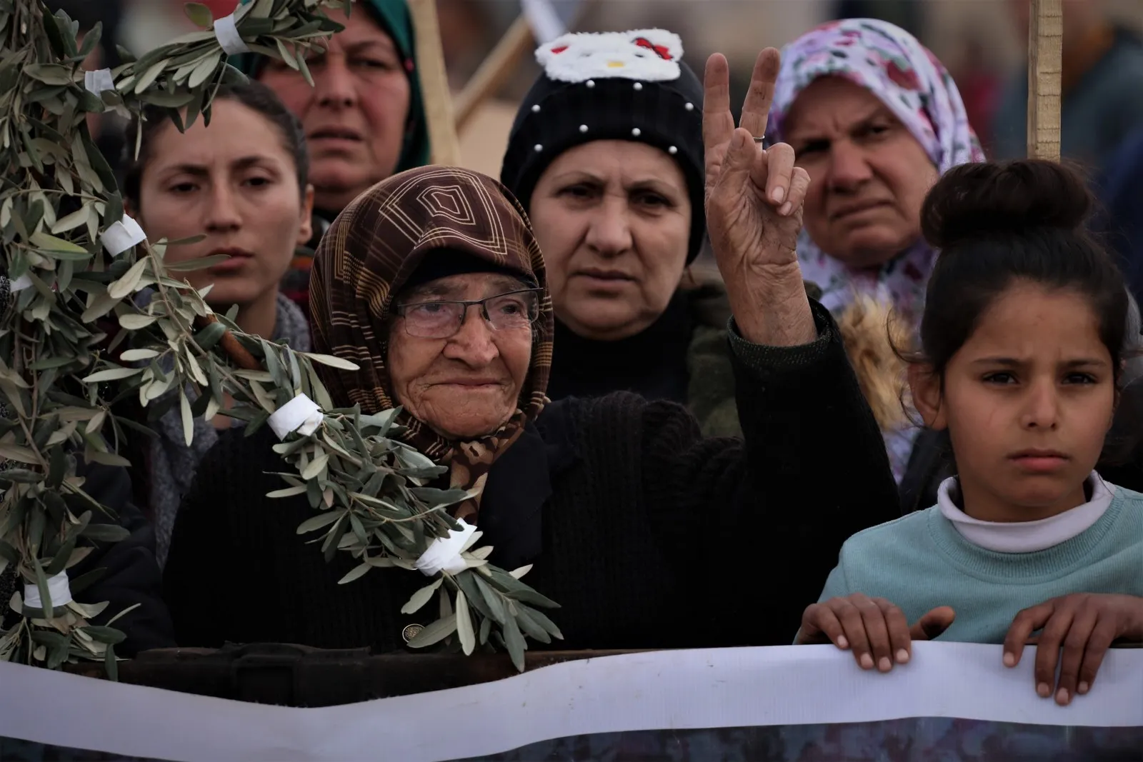 Bi deh hezaran şêniyên Efrîn û Şehbayê dagirkirina Efrînê şermezar kir