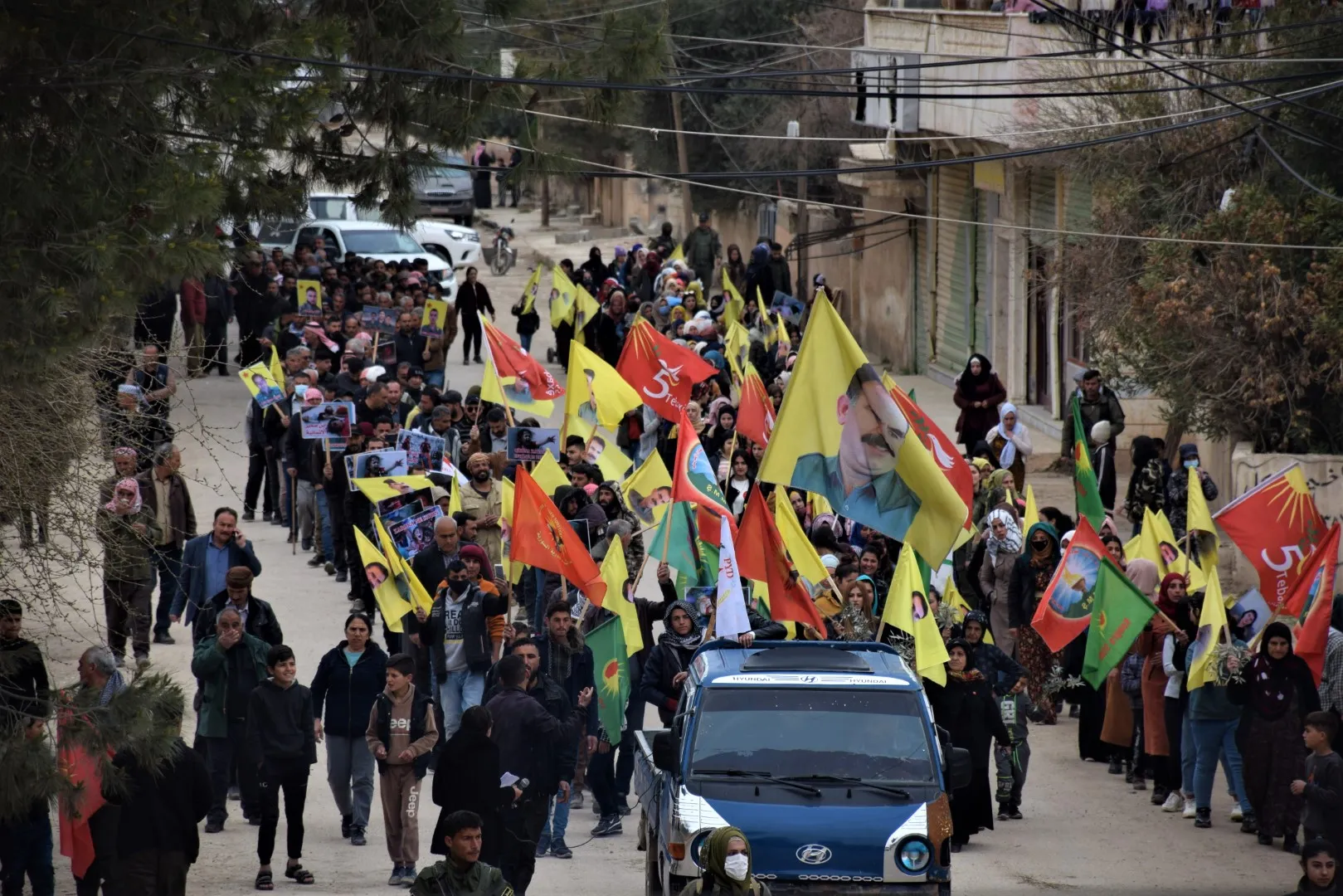 Bi hezaran şêniyên herêma Cizîrê: Na ji dagirkirina Efrînê re