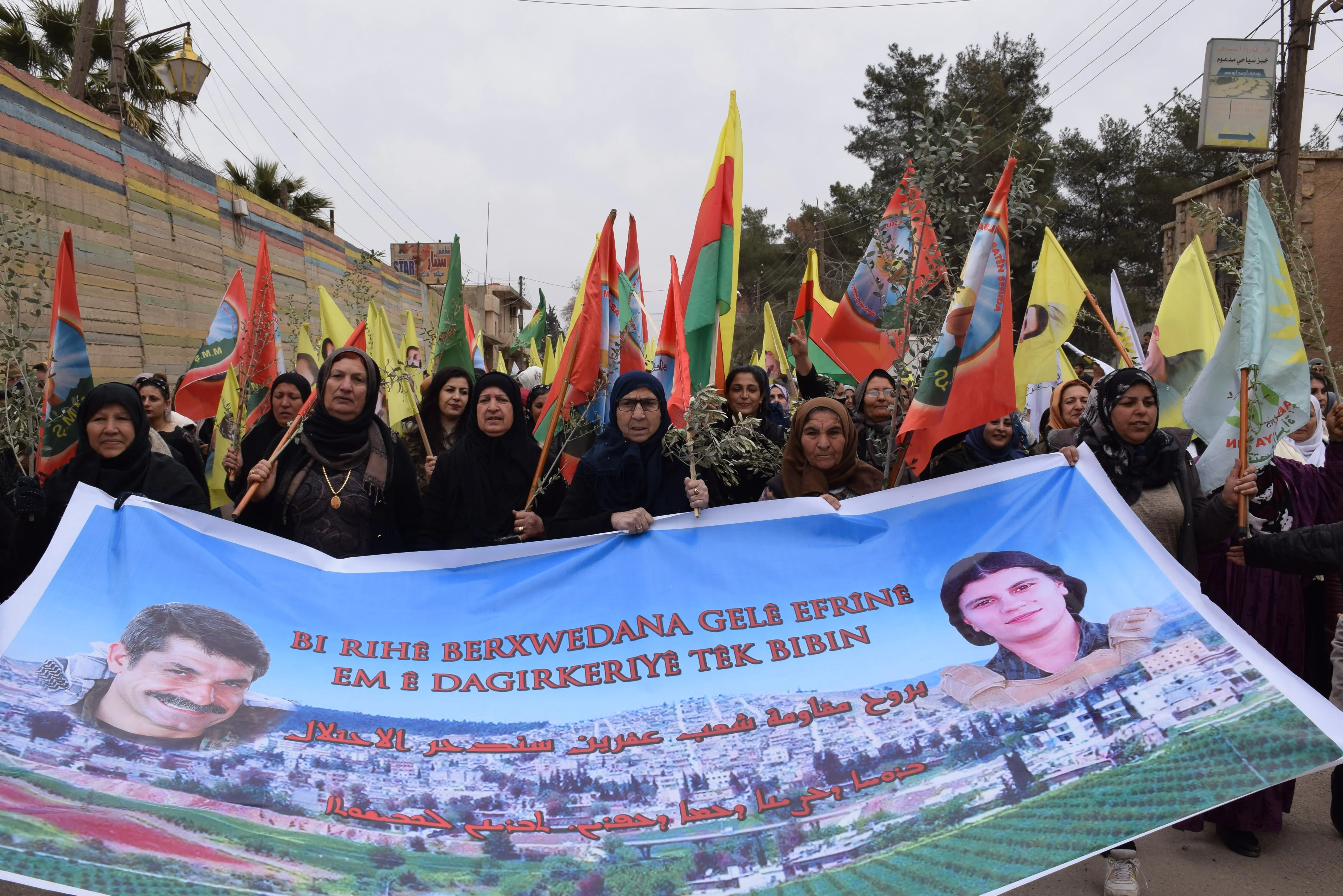Bi hezaran şêniyên herêma Cizîrê: Na ji dagirkirina Efrînê re