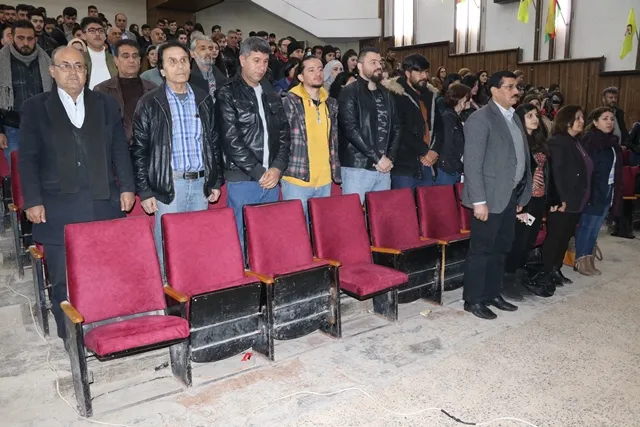 Bi boneya Roja Şano ya Cîhanê çalakiyên pêşandana şanoyan
