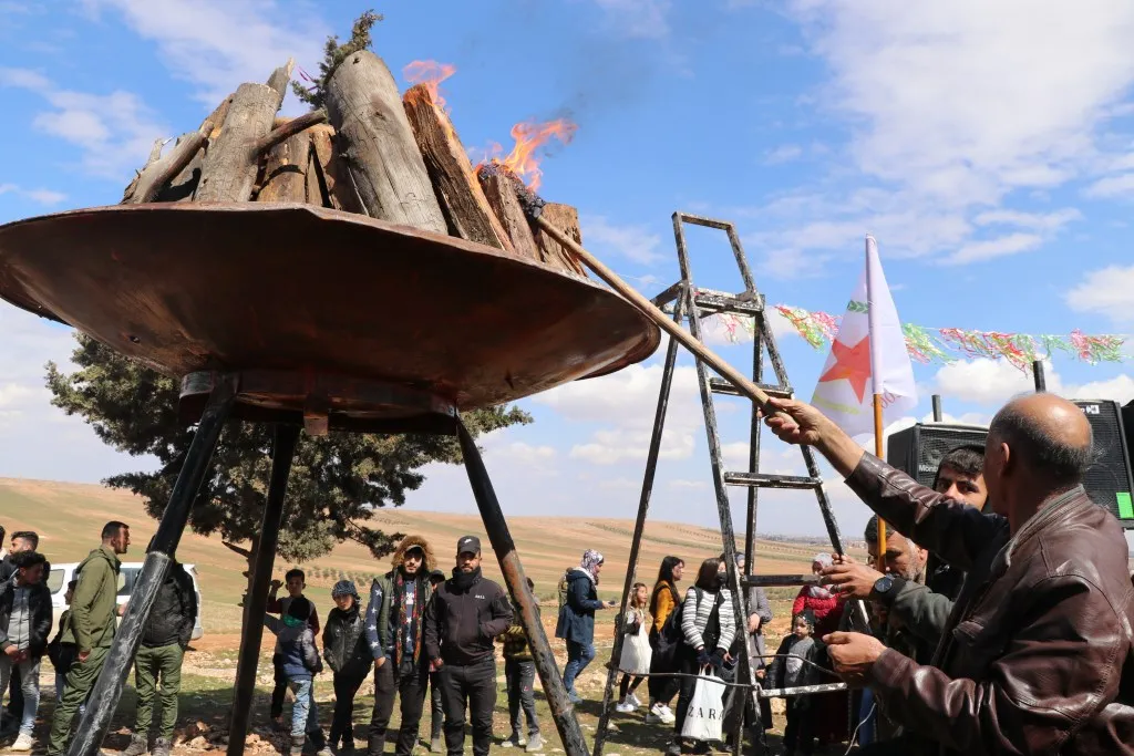 ​​​​​​​Şêniyên Minbicê bi coş Newroz pîroz kir