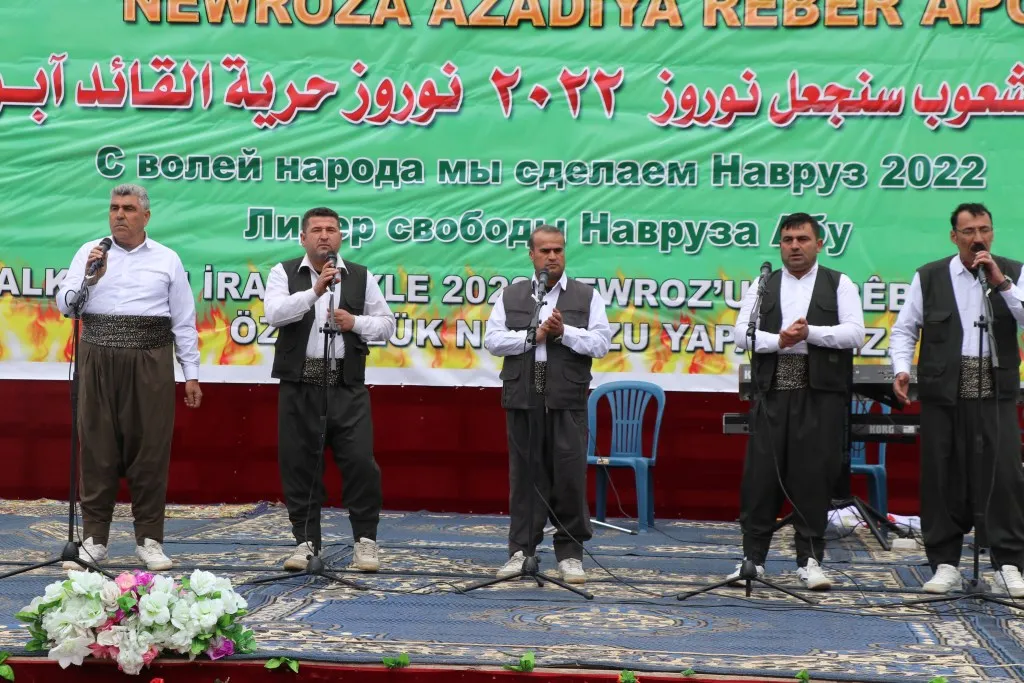 ​​​​​​​Şêniyên Minbicê bi coş Newroz pîroz kir