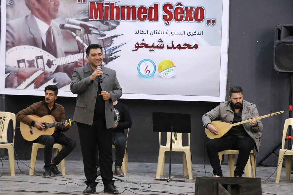 “Mihemed Şêxo bi `Bilbilê Kurdistanê` hatiye naskirin”