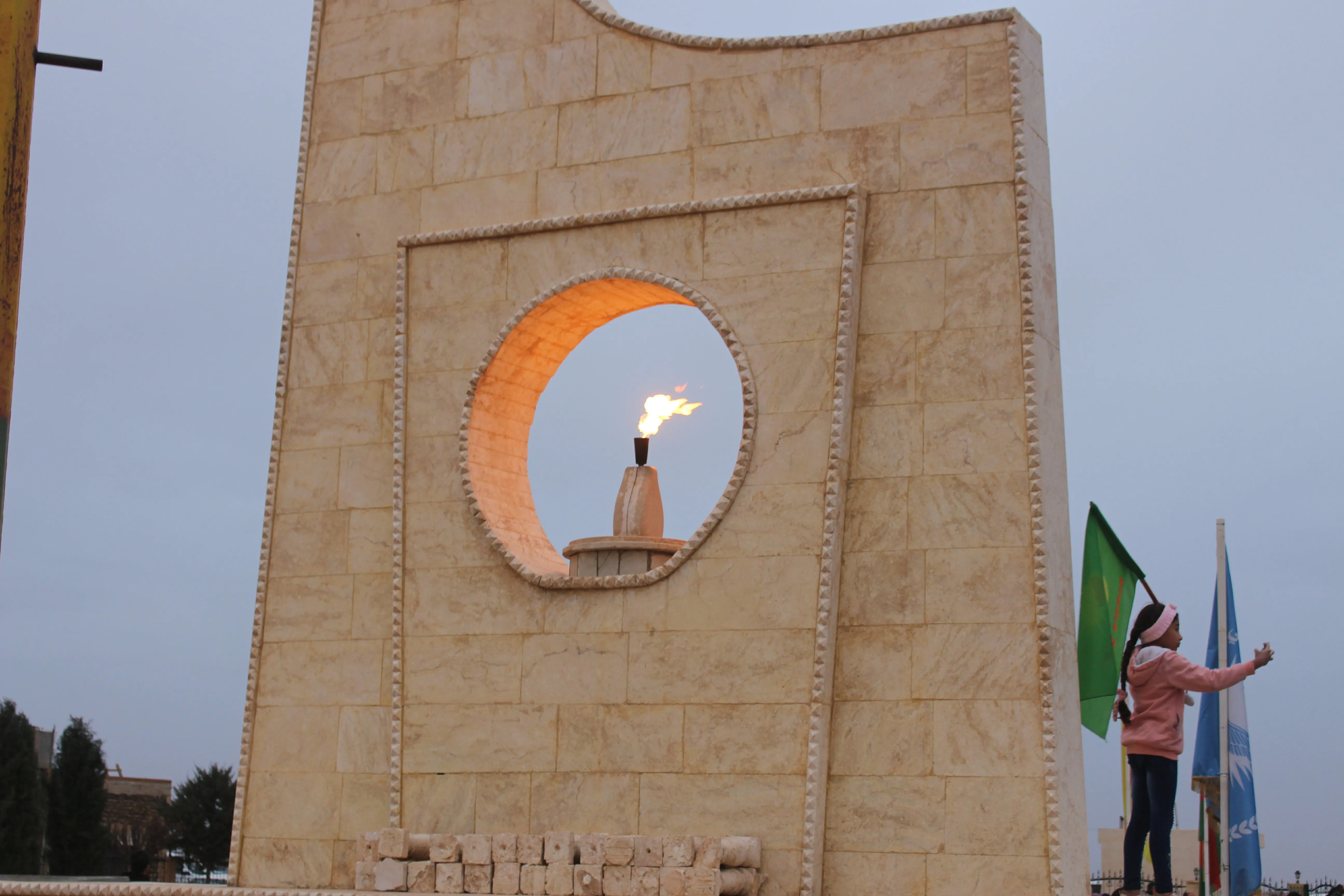 Palatforma çalakiyên hevbeş şehîdên azadiyê bi bîr anîn