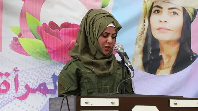 Pîrozbahiyên Hêzên Ewlekariya Hundirîn –Jin bi boneya 8’ê Adarê