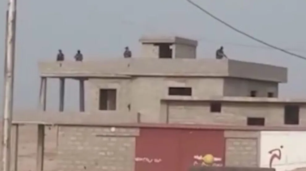Artêşa Iraqê êrişî YBŞ û YJŞ`ê kir; şer dewam dike