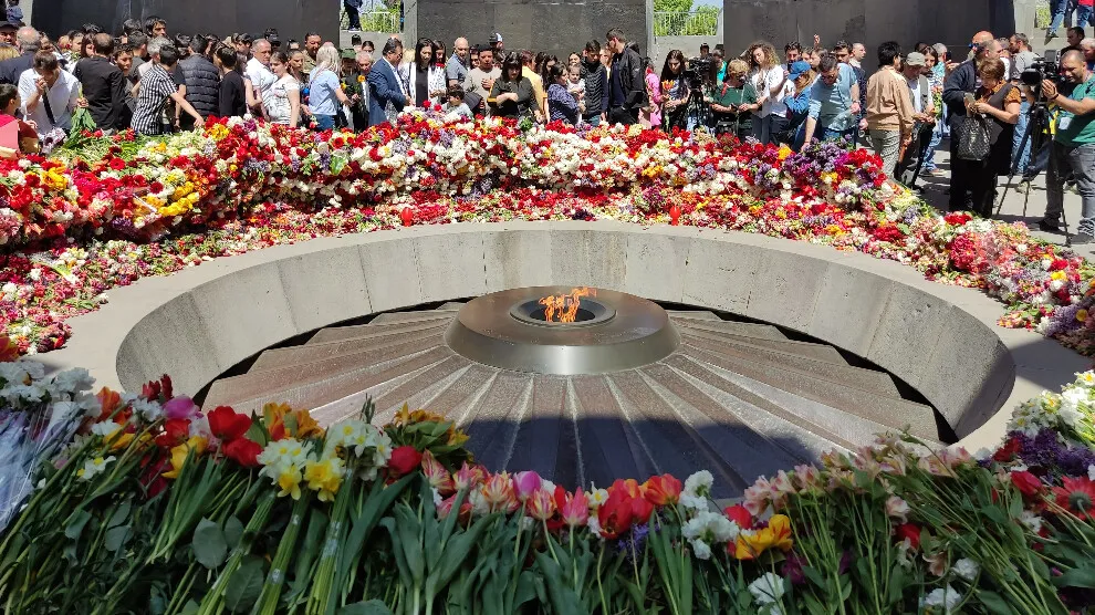 Li Êrîvanê Kurd û Ermenan qurbaniyên Komkujiya Ermenan bi bîr anîn