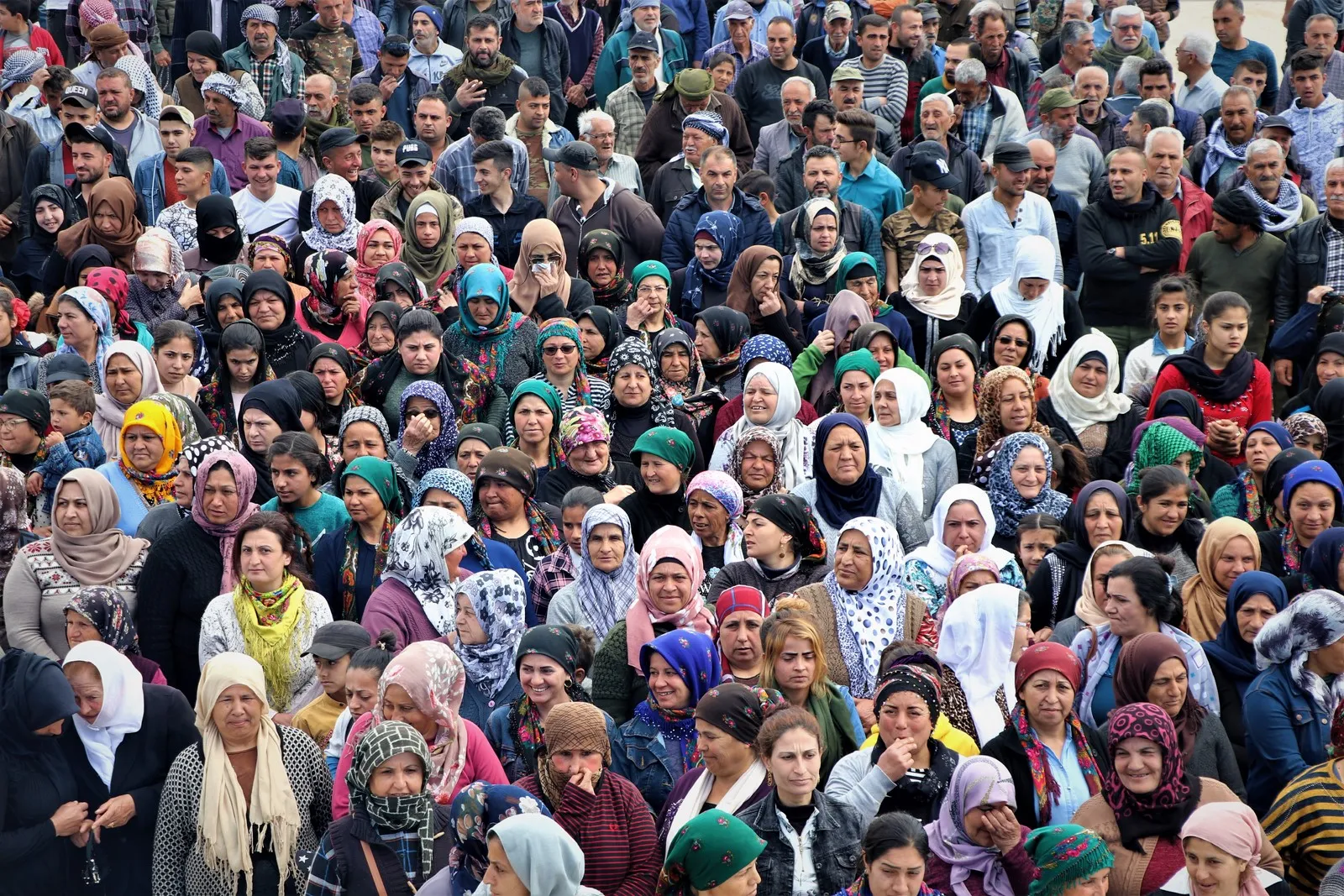 ​​​​​​​Koçberên Efrînê li dijî dorpêça hikumeta Şamê derdikevin