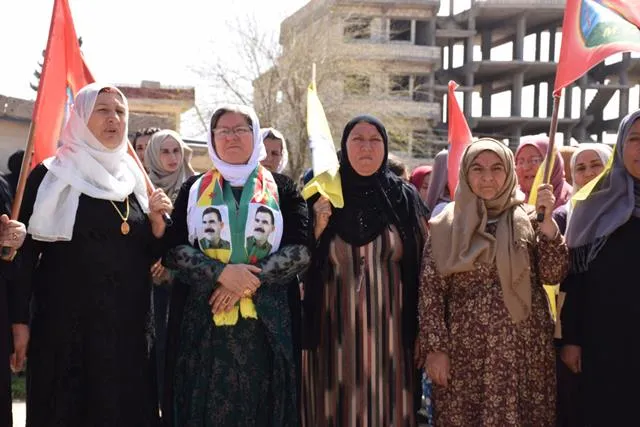 Bi boneya rojbûna rêber Abdullah Ocalan li Bakur û Rojhilatê Sûriyê çalakiyên cihereng