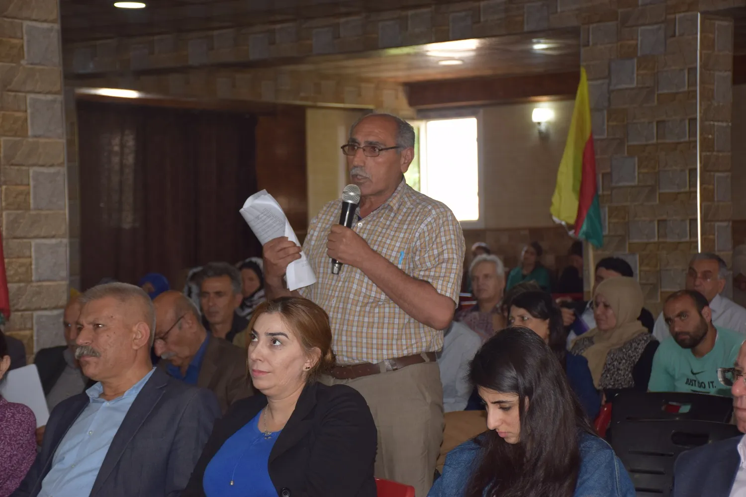 ​​​​​​​Komîteya Sazkirina Peymana Civakî bi saziyên TEV-DEM`ê û şêniyên Tirbespiyê re civiya