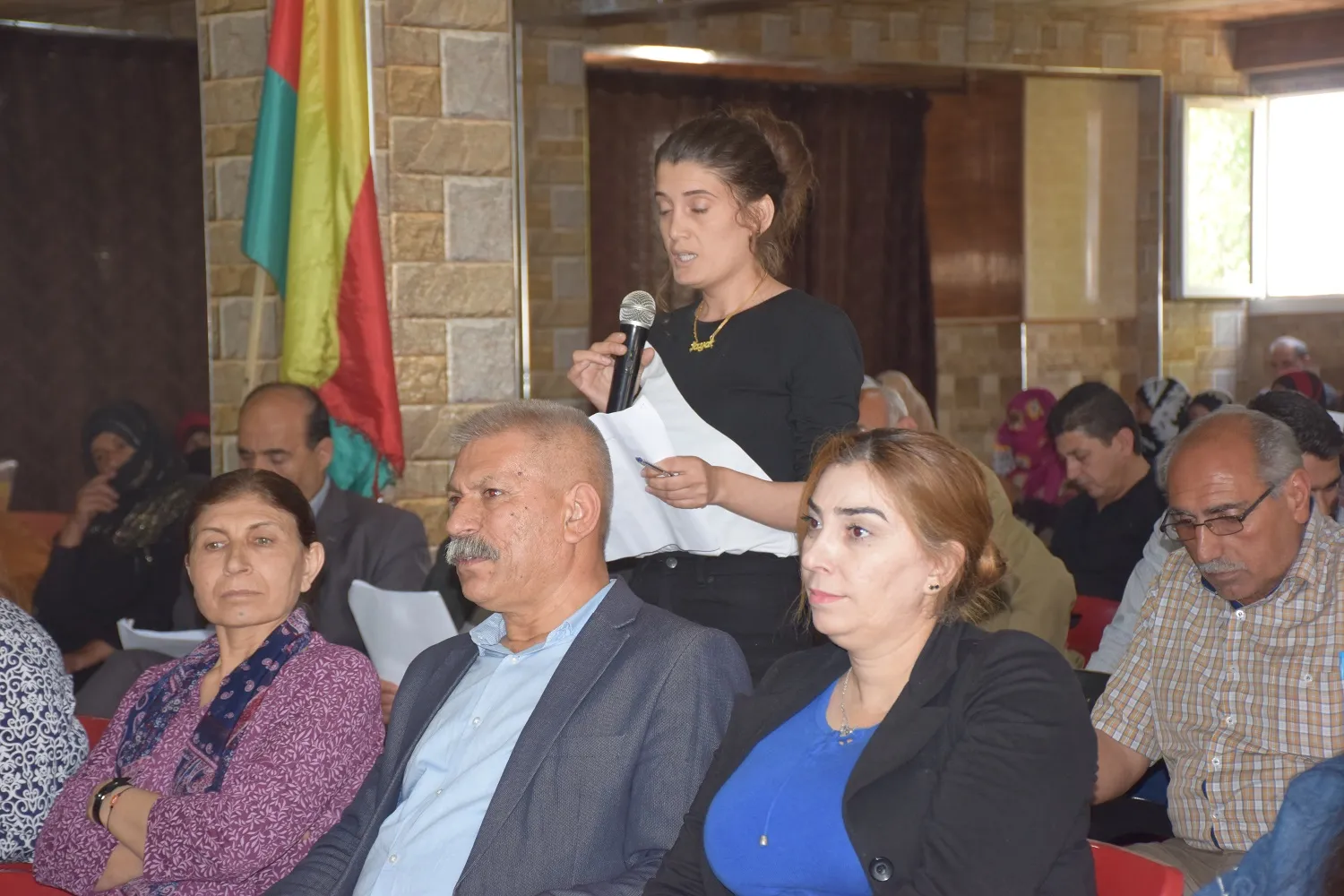 ​​​​​​​Komîteya Sazkirina Peymana Civakî bi saziyên TEV-DEM`ê û şêniyên Tirbespiyê re civiya