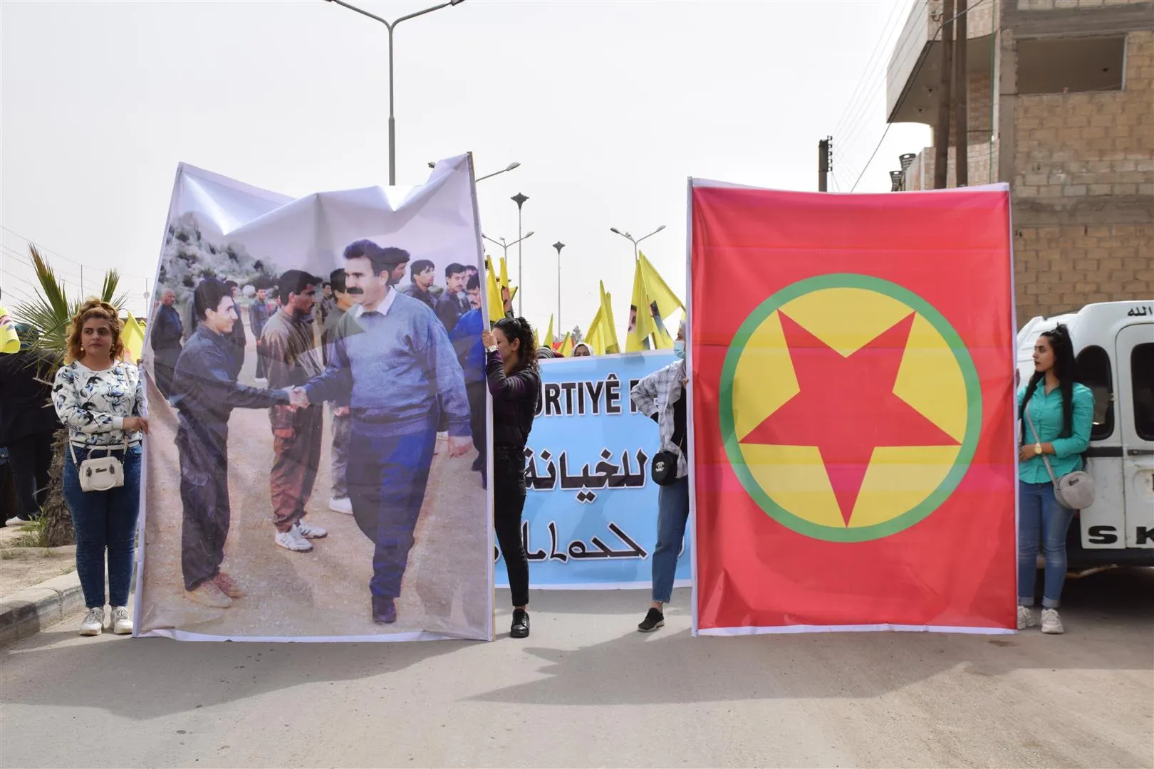 ​​​​​​​Şêniyên Hesekê hevkariya PDK’ê şermezar kir