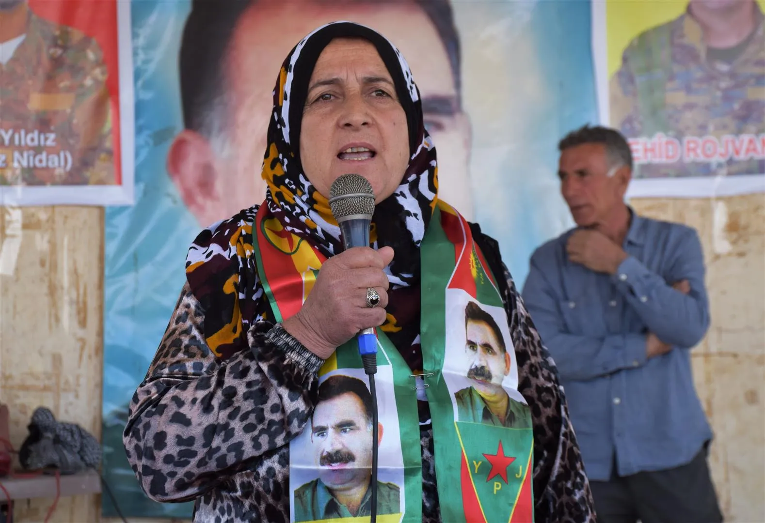 Şehîd Rojvan Wan û Serfiraz Nîdal hatin veşartin