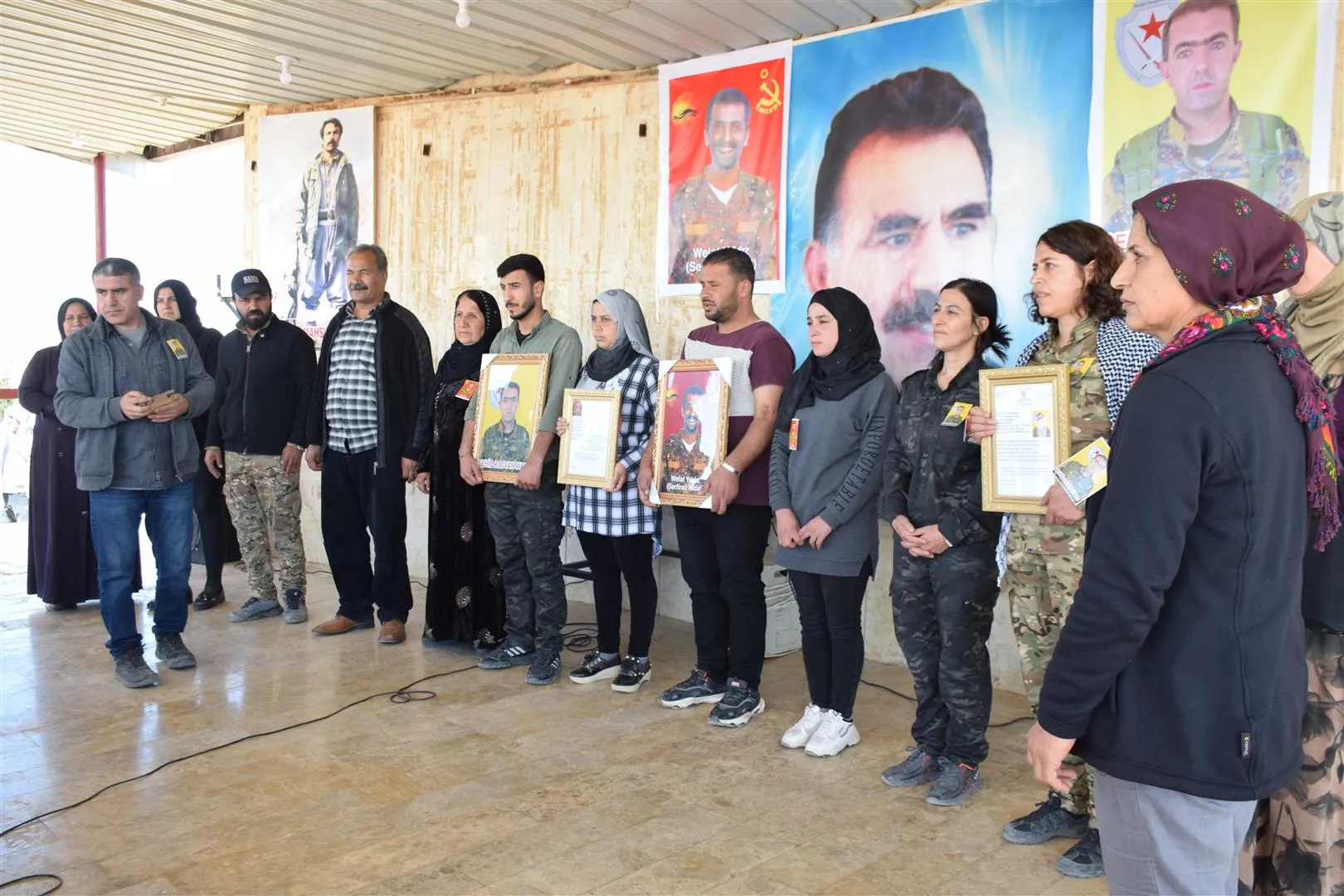 Şehîd Rojvan Wan û Serfiraz Nîdal hatin veşartin