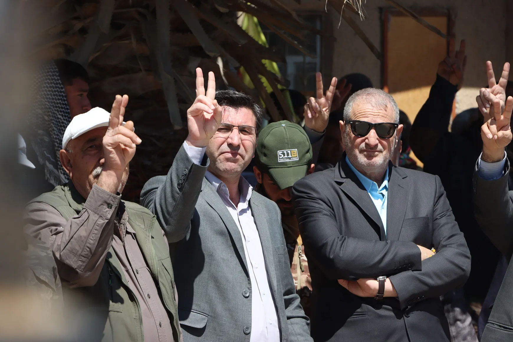 Şêniyên Amûdê: Em li dijî îxanetê li ber xwe bidin û rûmeta xwe biparêzin