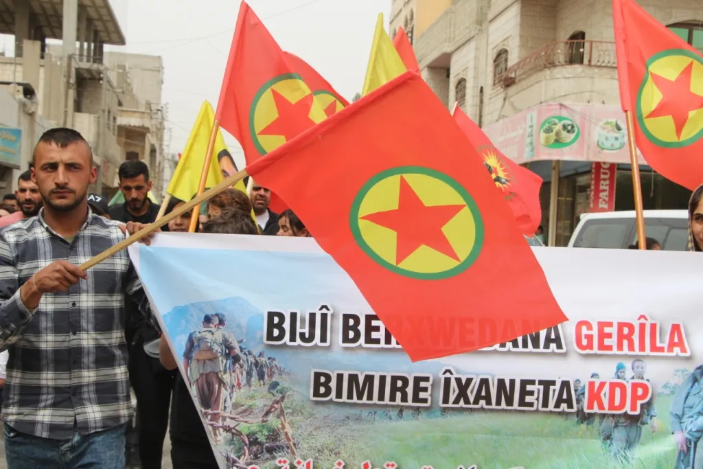 Welatiyên Rojava: Em li pişta gerîla ne