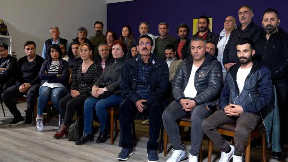 Tevgera Çand û Hunera Kurd a Ewropayê li dijî êrişên dagirkeriyê maseya krîzê ava kir
