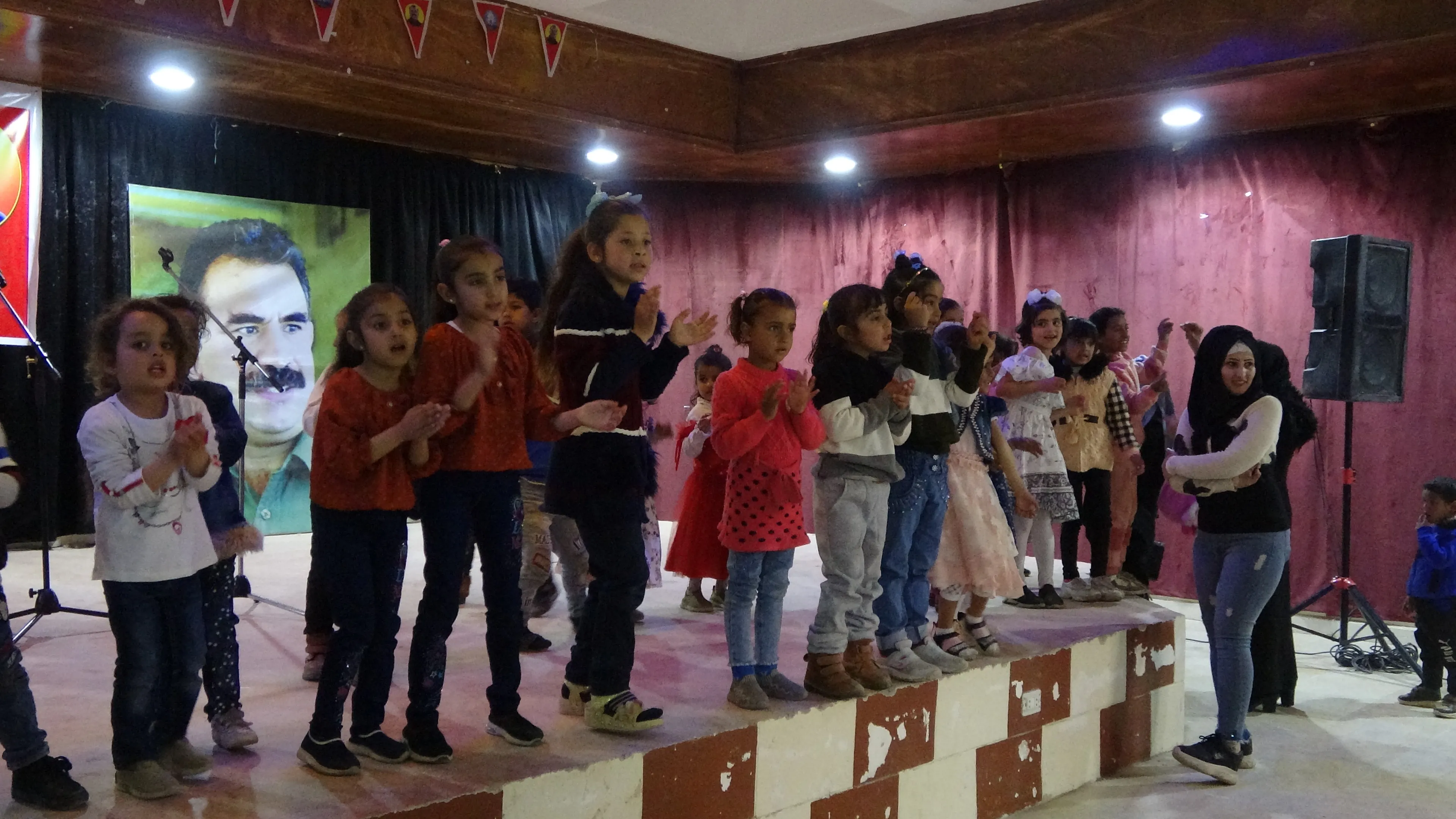 Ji bo zarokên şehîdan şahiya 4'ê Nîsanê hate lidarxistin