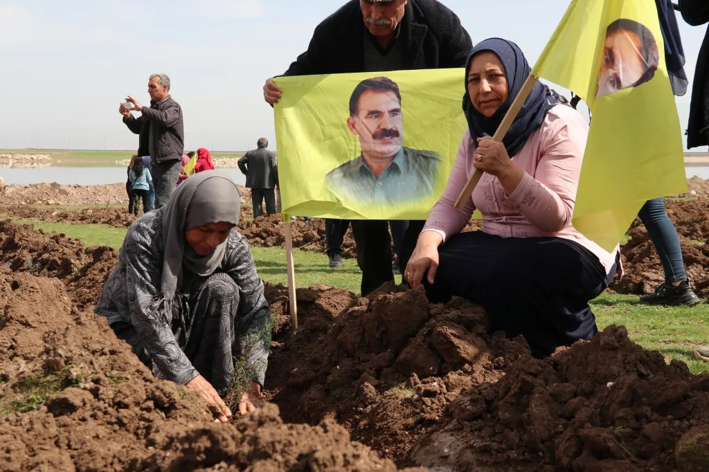 Pîrozbahiyên 4'ê Nîsanê berdewam dikin