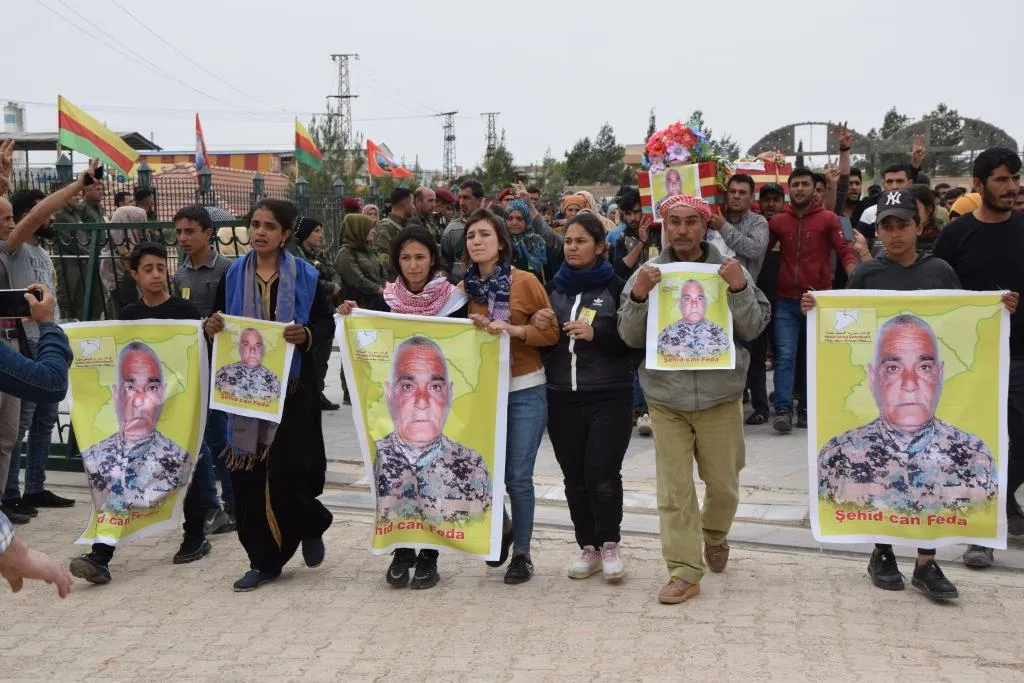 Şêniyên Kobanê şehîd Canfeda oxir kir