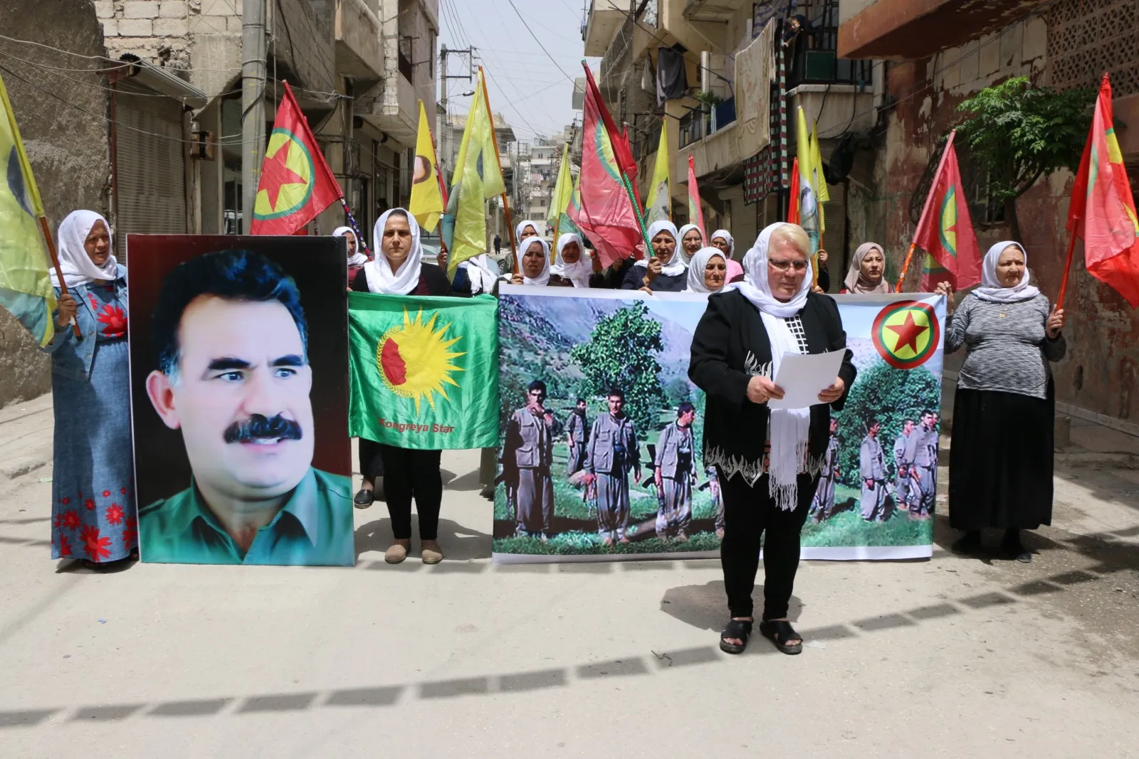 Dayikên gerîla bang li malbatên pêşmerge kir: Bila zarokên we nekevin xefka planên Tirkiyê û PDK`ê