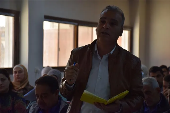 Komîteya Sazkirina Hevpeymana Civakî bi meclisa bajarê Hesekê û navçeya Holê re civiya