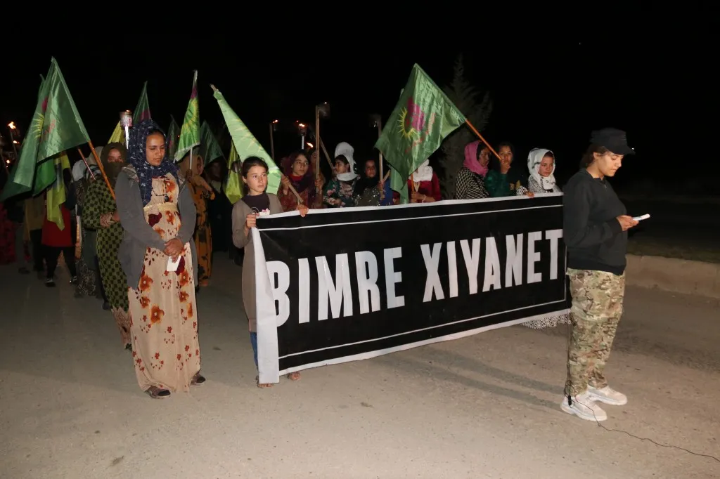 Li kampa Newroz êrişên dagirkeriya Tirk hatin şermezarkirin